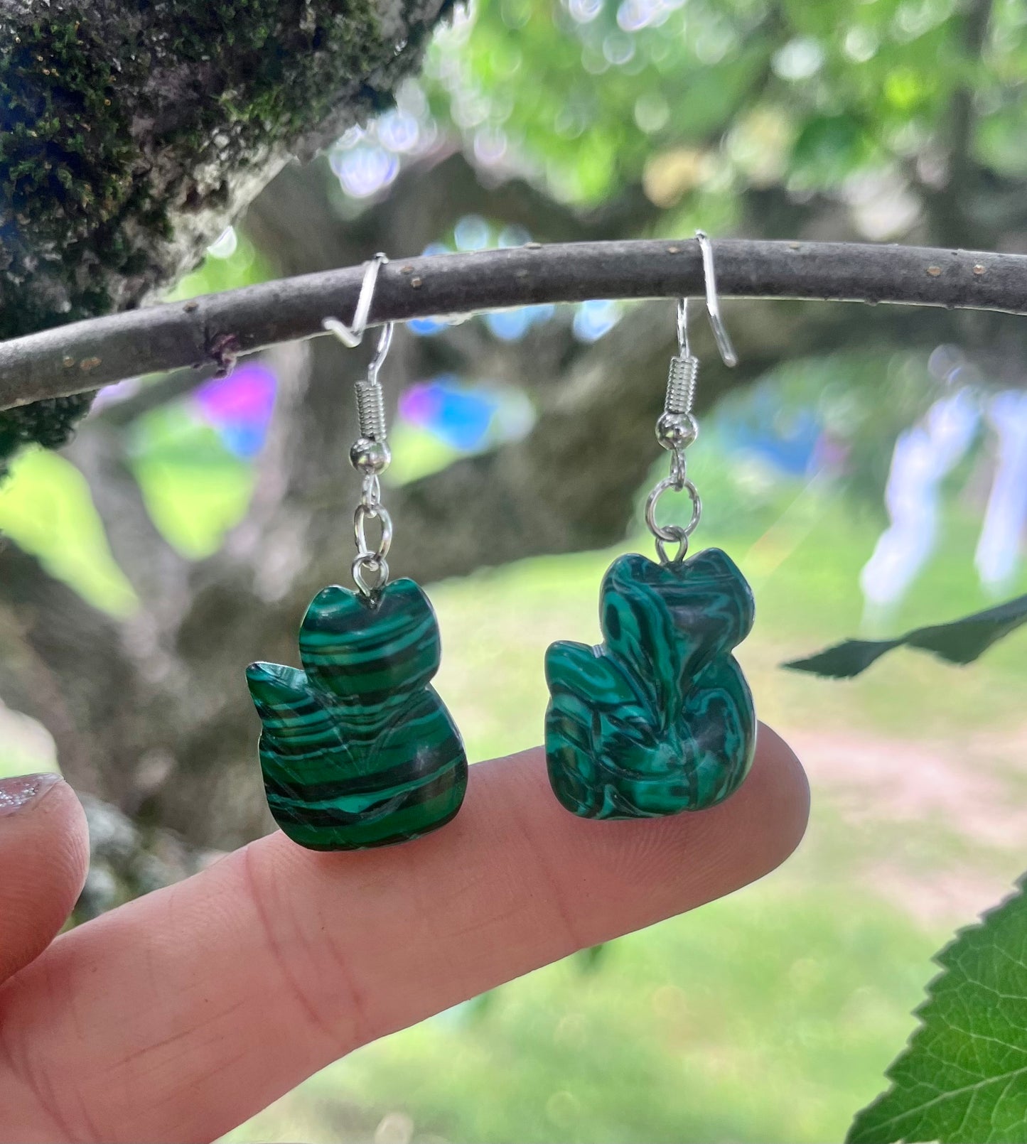 Faux Malachite Fox Earrings – Playful Forest Charm Dangle Earrings