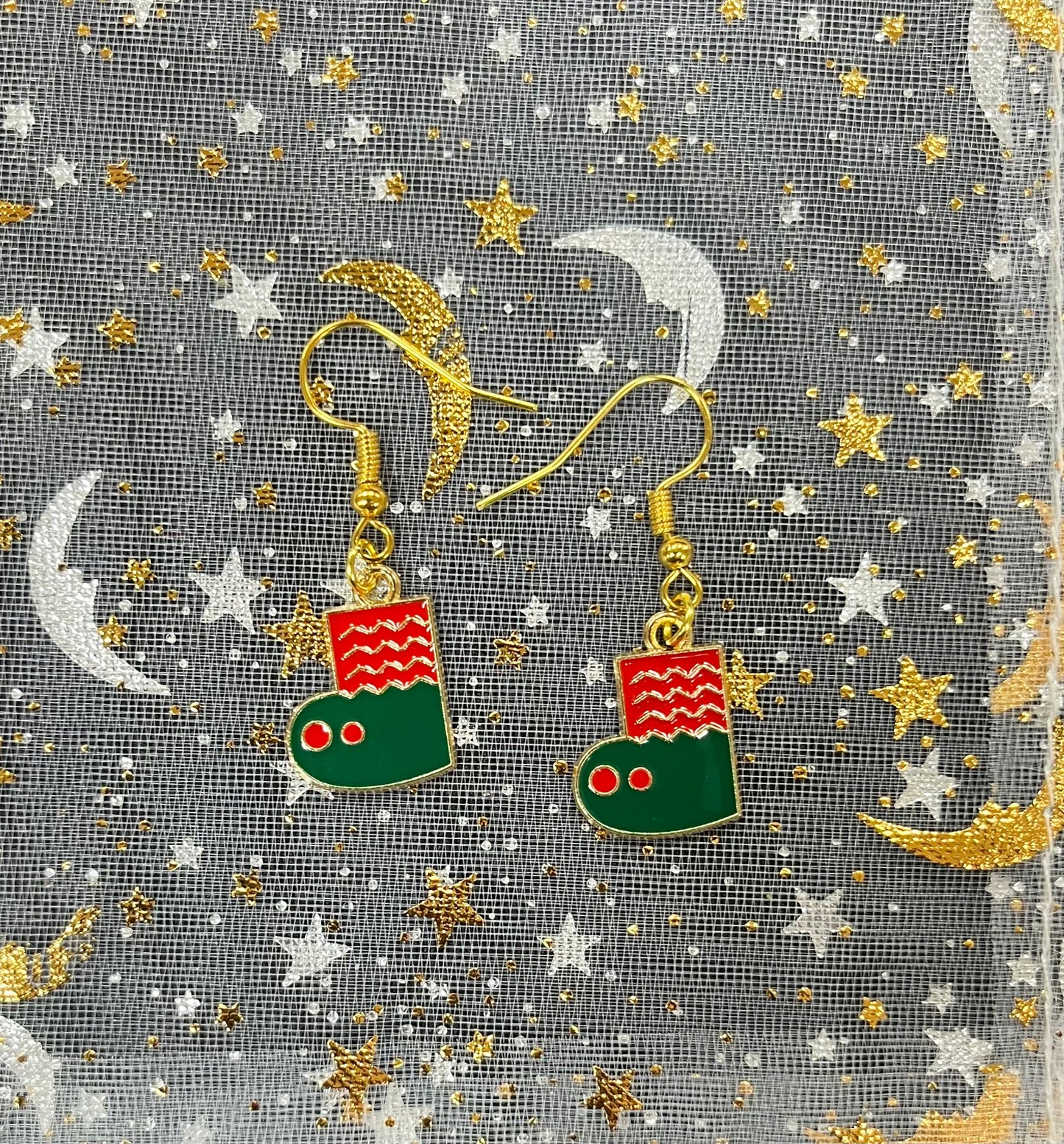 Festive Christmas Stocking Earrings – Gold-Plated Holiday Dangle Jewelry