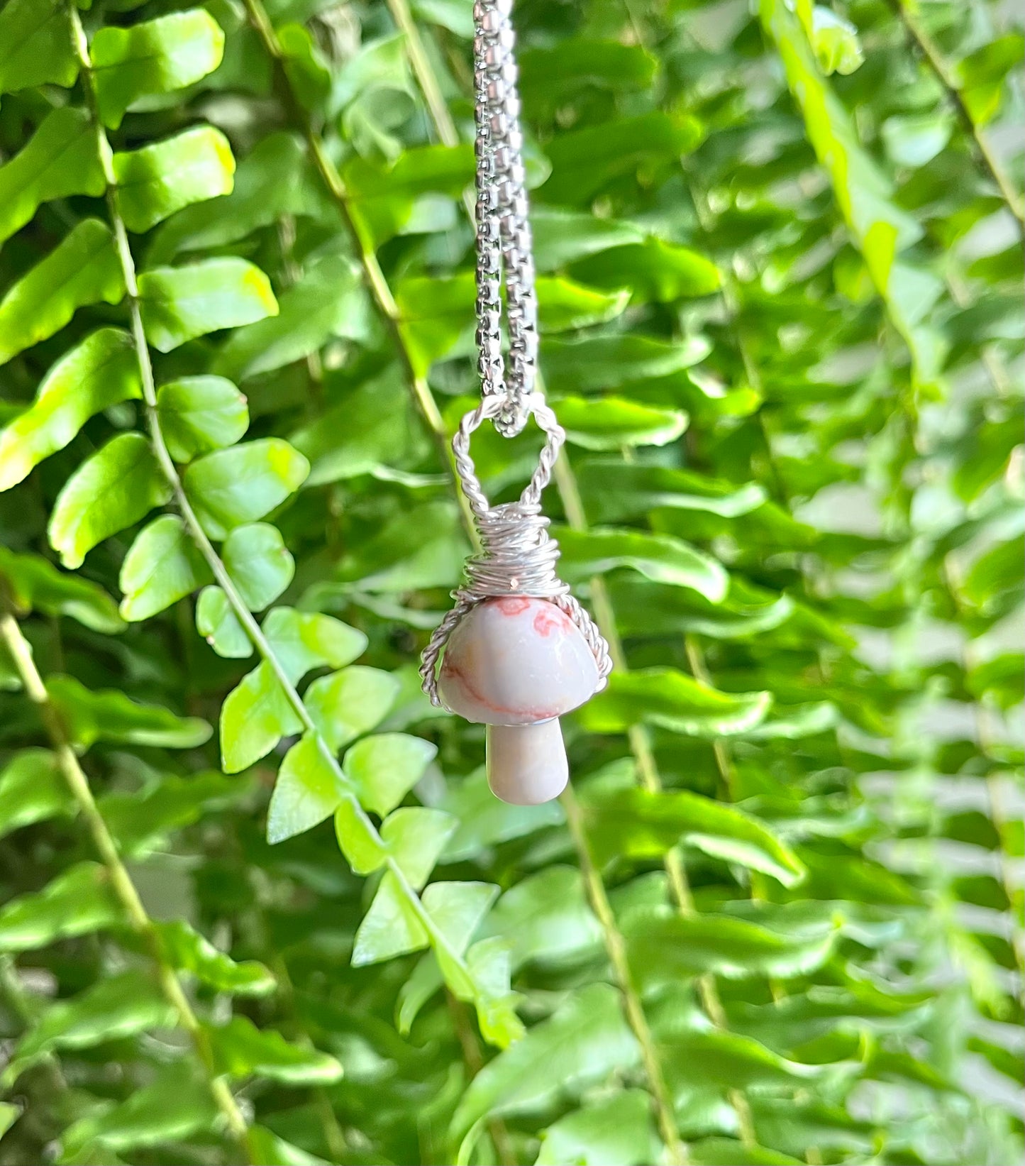 Agate Mushroom in silver wire (pendant/ necklace)