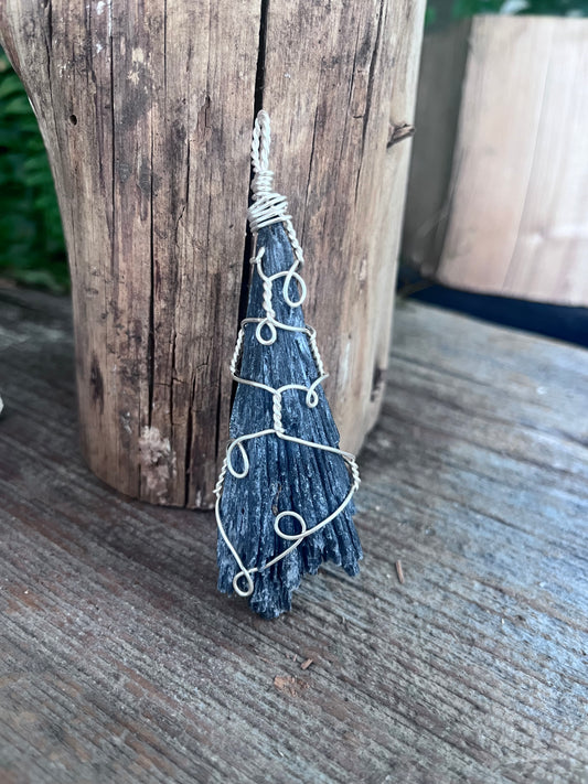 Handmade Black Kyanite Wire Wrapped Pendant – Protective Energy Crystal Necklace