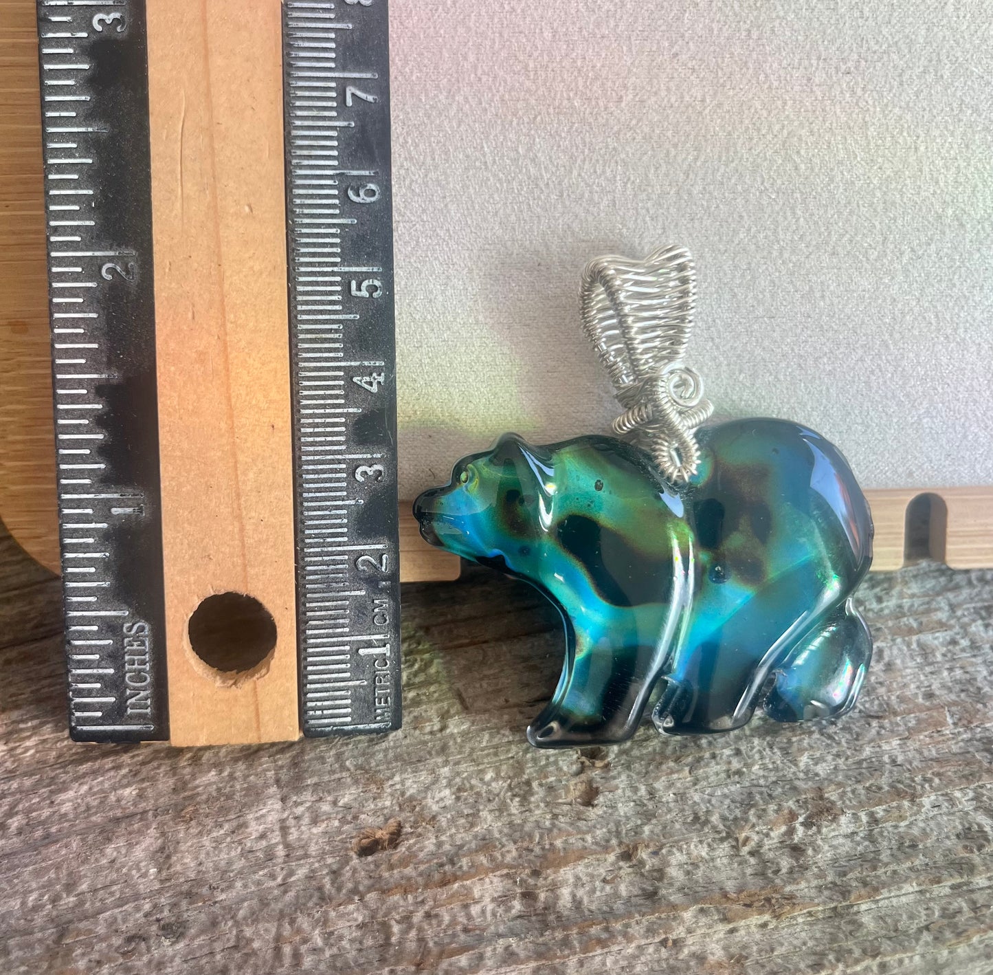 Custom Mood Bear Pendant – Colour-Changing Stone with Your Choice of Wire