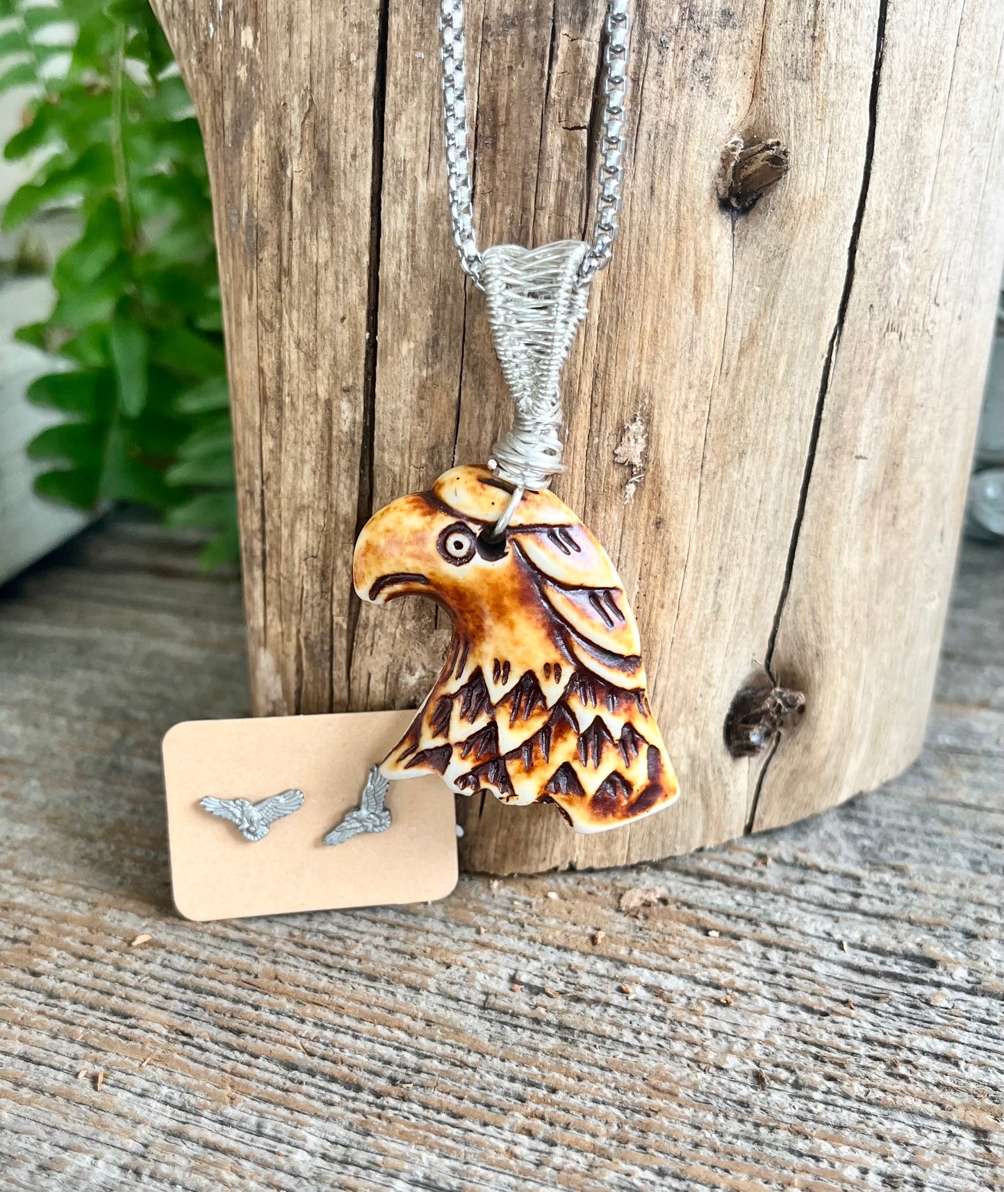 Eagle Jewelry Set – Pendant Necklace & Stud Earrings – Symbol of Strength, Freedom & Vision