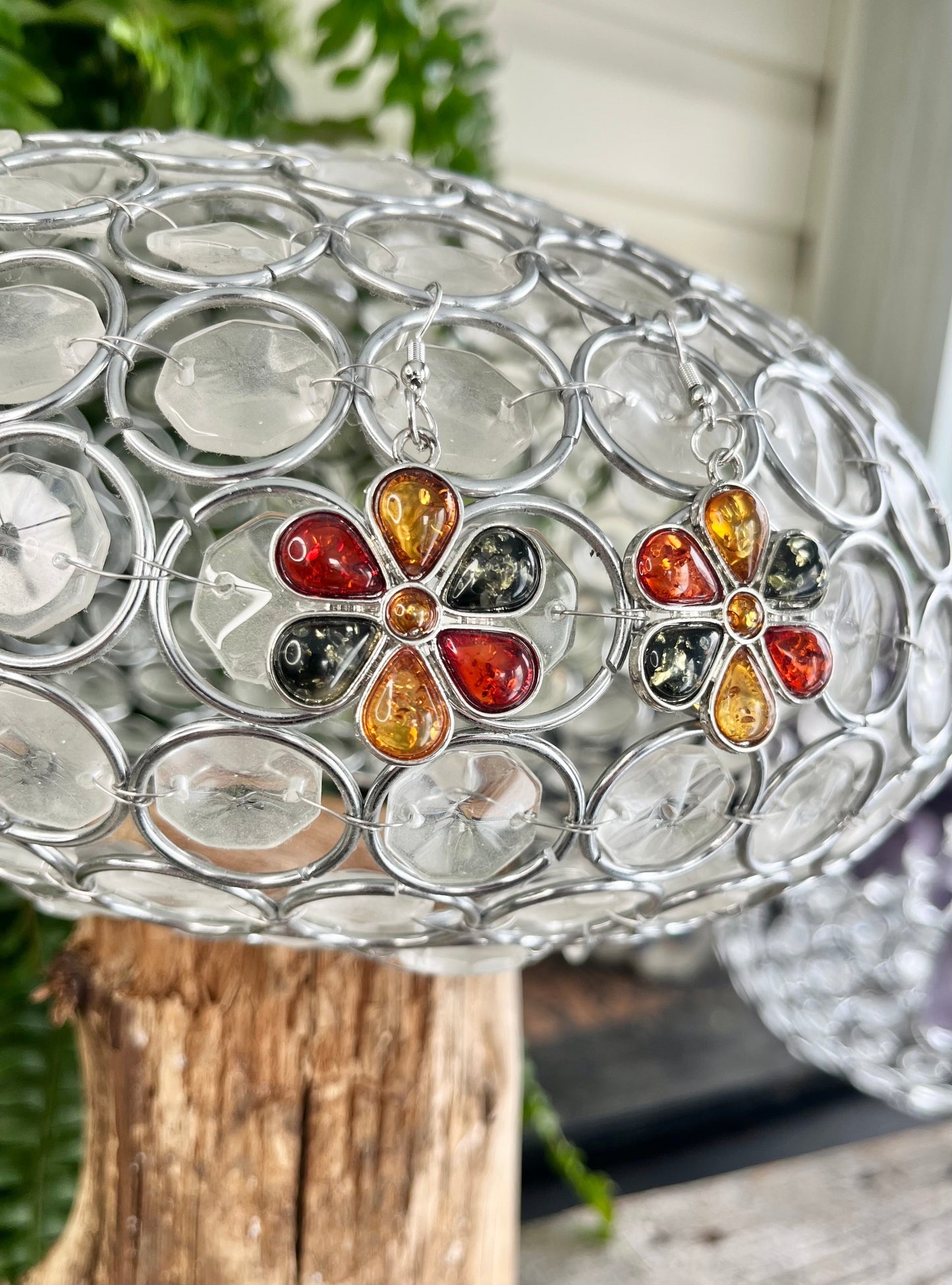 Boho Flower Drop Earrings – Multicolour Faux Amber Style Resin Floral Earrings – Silver Tone Retro Hippie Jewellery