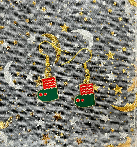 Festive Christmas Stocking Earrings – Gold-Plated Holiday Dangle Jewelry