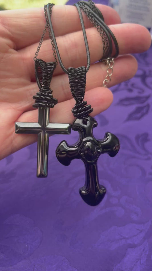 Black Agate Gothic Cross – Wire-Wrapped Handmade Pendant