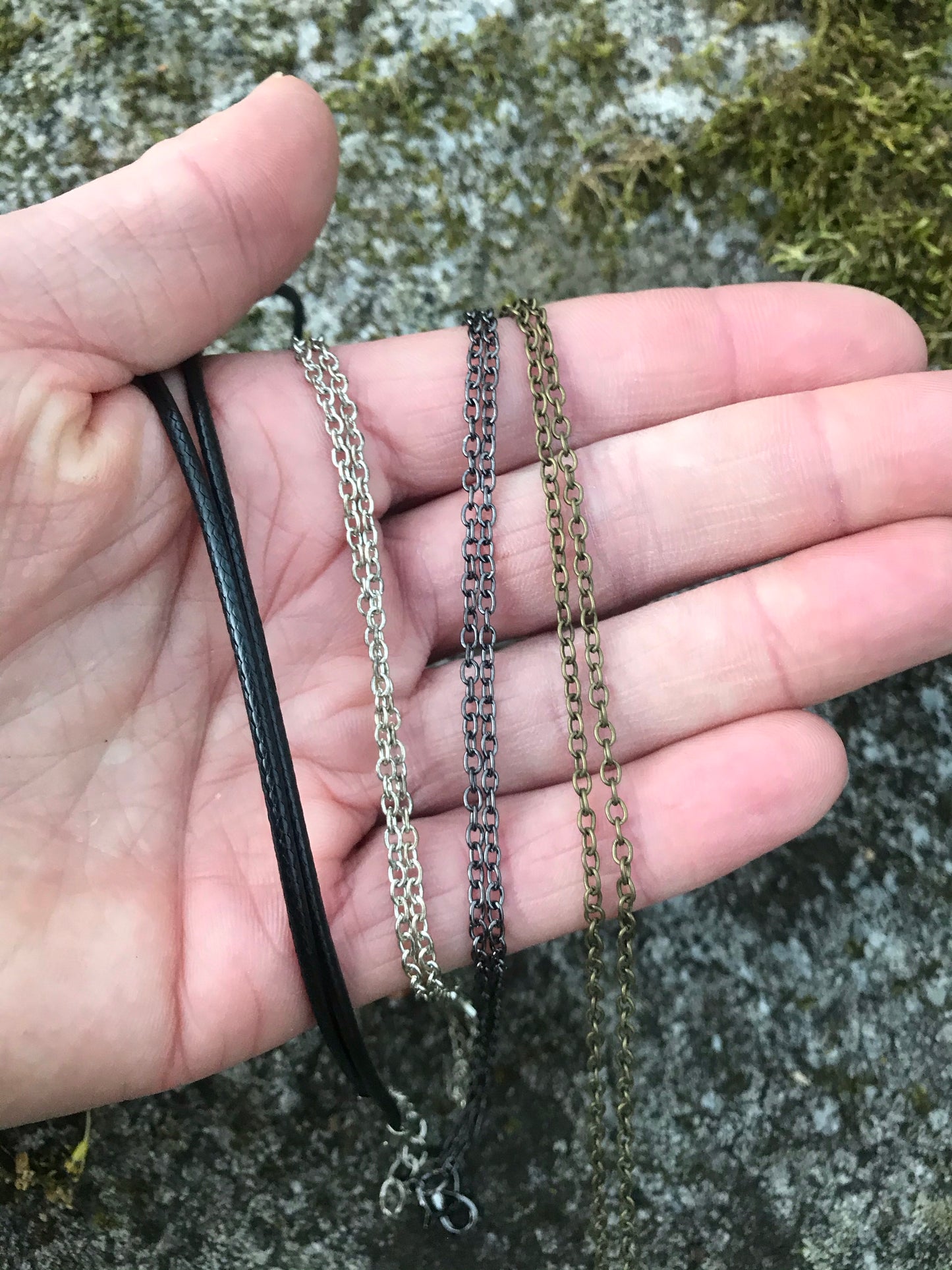 Green/ Pink Ombré Quartz in black wire, pendant necklace